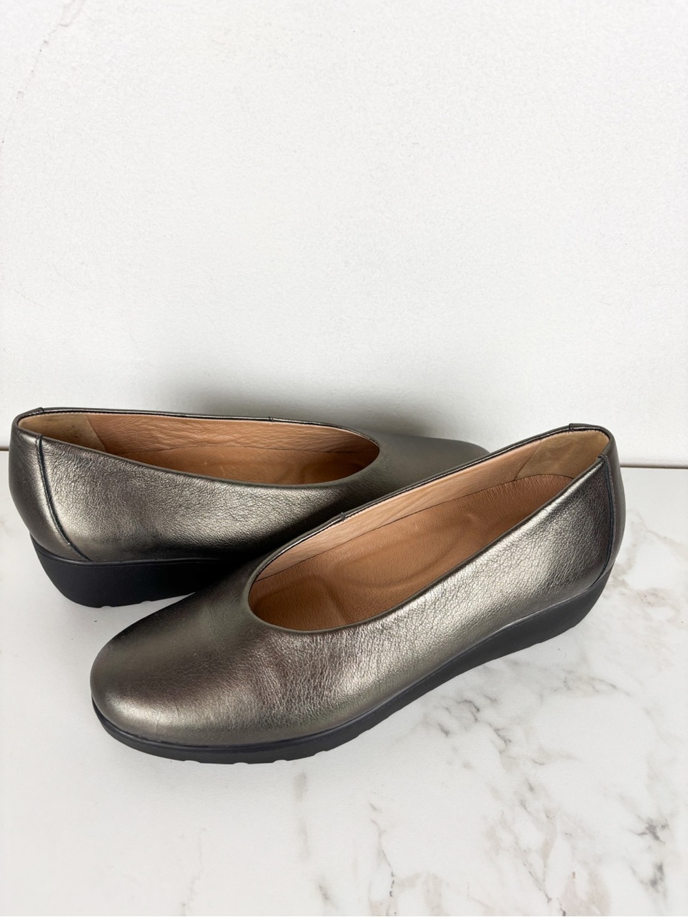 Brioso Waverly Leather Sweet Heart Wedge Shoes Sz 8 - Picture 10 of 11